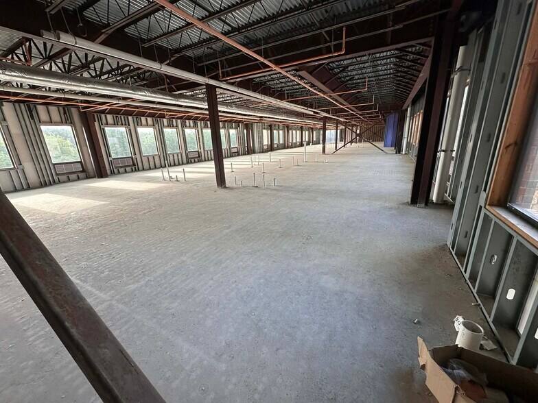 More Photos Of 4899 Highway 6, Missouri City Storefront Retail Office For Sale