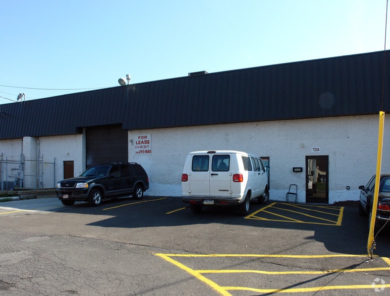 More Photos Of 721-729 Wicker Ave, Bensalem Manufacturing For Lease