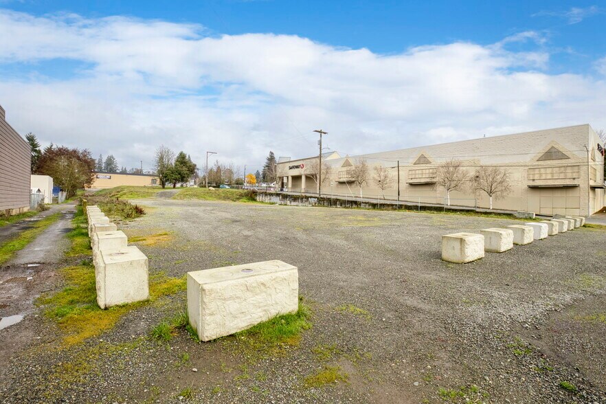 More Photos Of 901 N Callow Ave, Bremerton Land For Sale