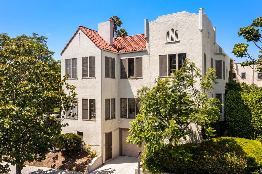More Photos Of 1040 S Longwood Ave, Los Angeles Apartments For Sale