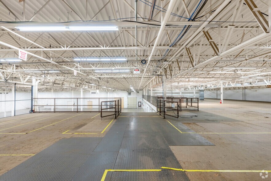 More Photos Of 151 Batson Dr, Manchester Manufacturing For Lease