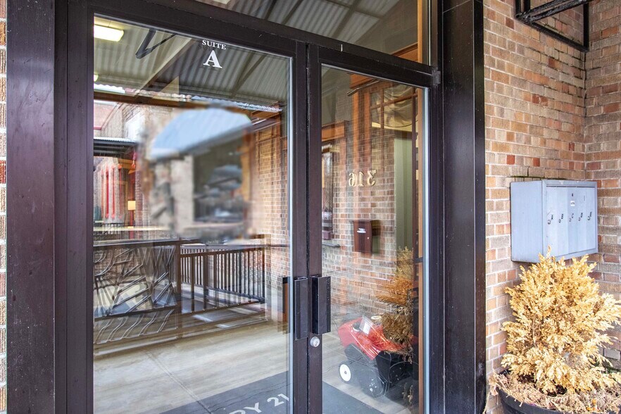 More Photos Of 316 N 2nd Ave, Sandpoint Office For Lease