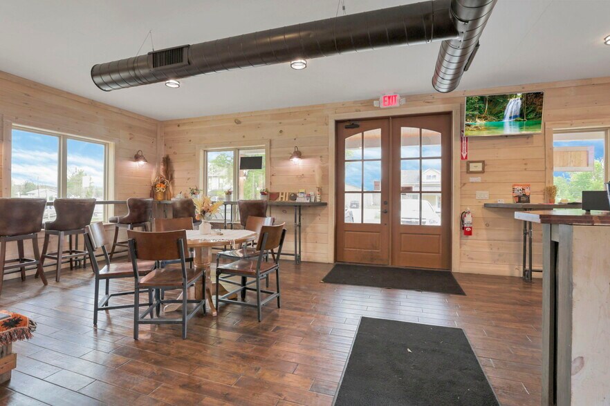 More Photos Of 14675 Zion Rd, Thornville Restaurant For Sale