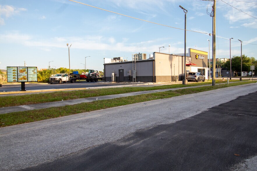 More Photos Of 504 W Vine St, Kissimmee Restaurant For Sale