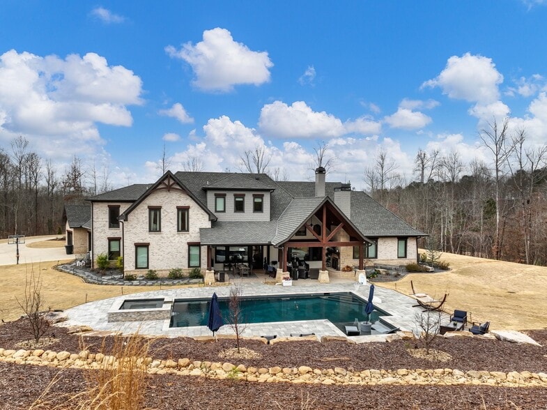 More Photos Of 3263 Tanners Mill Rd, Gainesville Lodge Meeting Hall For Sale