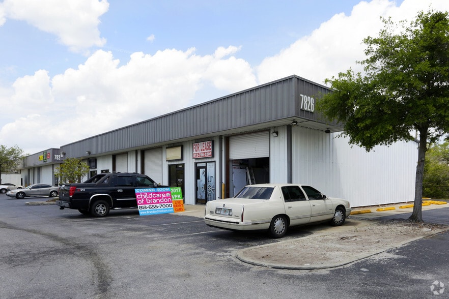More Photos Of 7818 Causeway Blvd, Tampa Unknown For Lease
