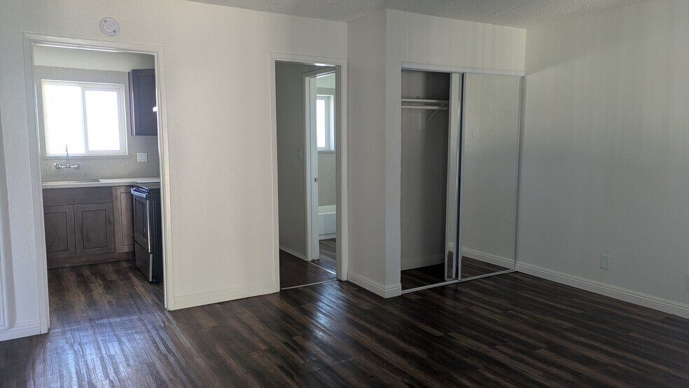 More Photos Of 1881 Loma Vista St, Riverside Apartments For Sale