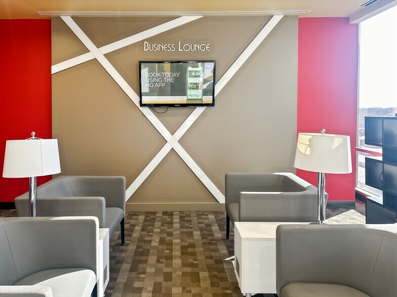 More Photos Of 1 W Court Sq, Decatur Coworking Space