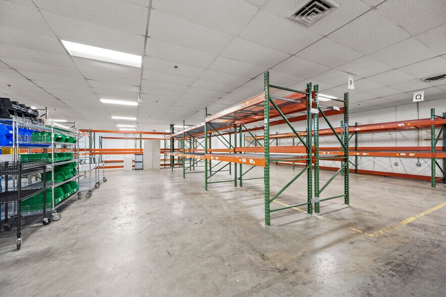 More Photos Of 4410 Indiana Ave, Winston-Salem Warehouse For Lease