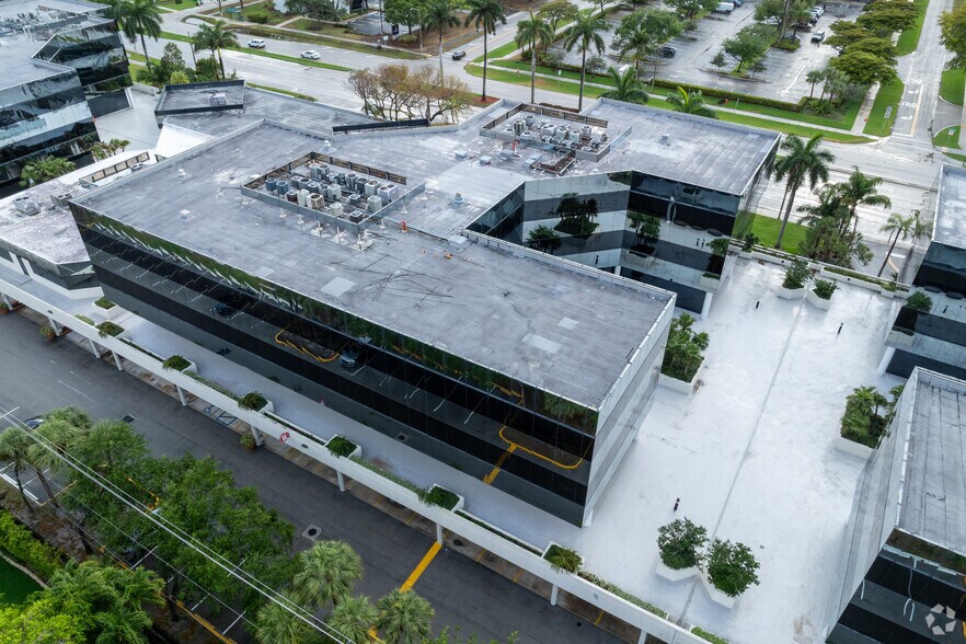 More Photos Of 4800 N Federal Hwy, Boca Raton Unknown For Lease
