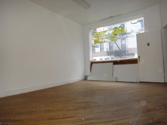 More Photos Of 203 E 26th St, New York Restaurant For Lease