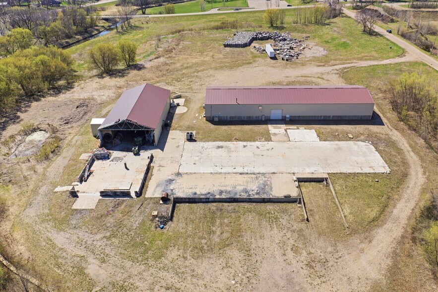 More Photos Of 24104 755th Ave, Albert Lea Warehouse For Sale
