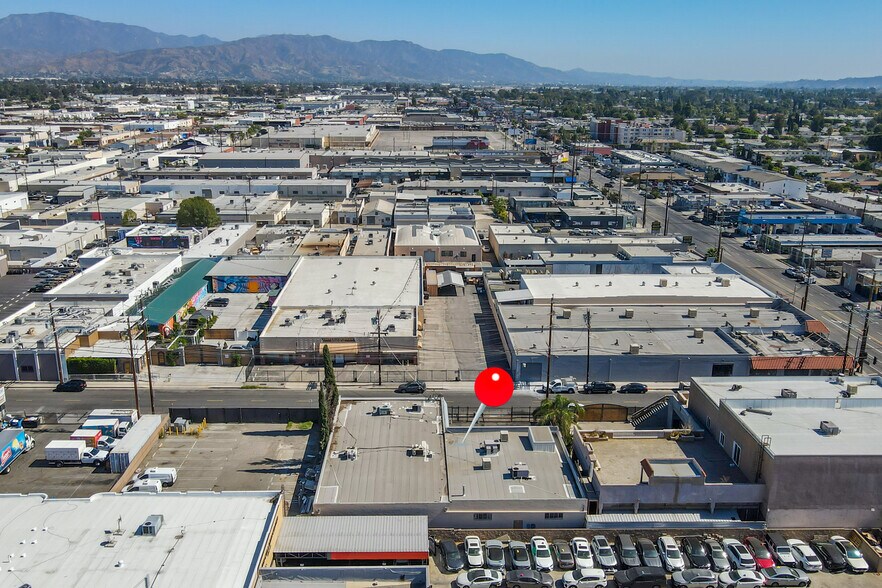 More Photos Of 7225 Fulton Ave, North Hollywood Warehouse For Lease