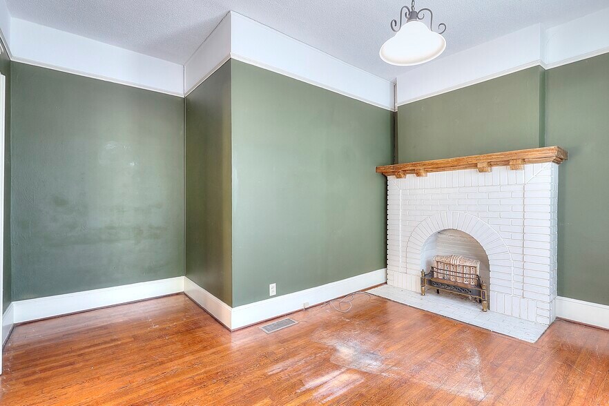 More Photos Of 338 N Broad St, Monroe Office Residential For Sale