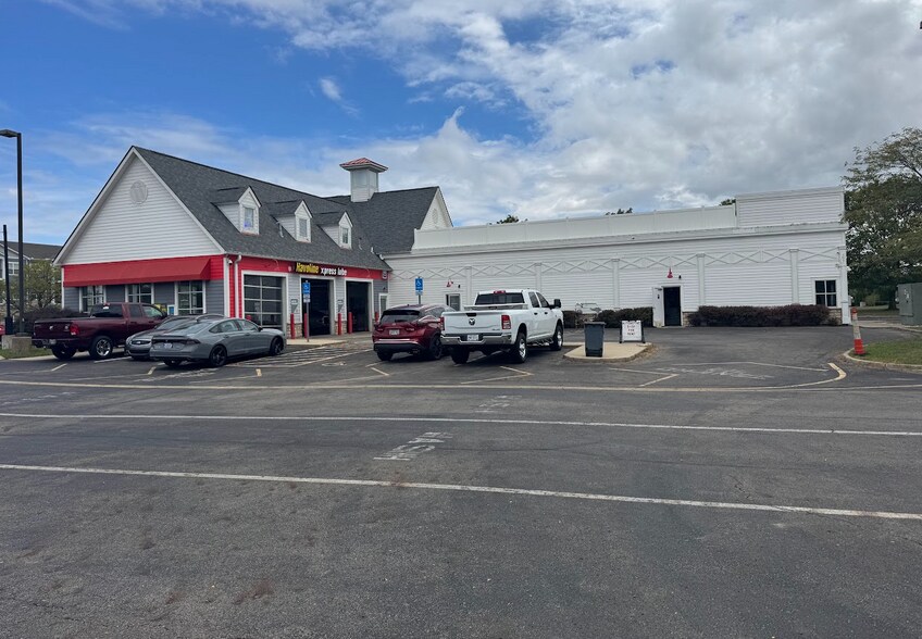 More Photos Of 8888 Moreland St, Powell Carwash For Sale