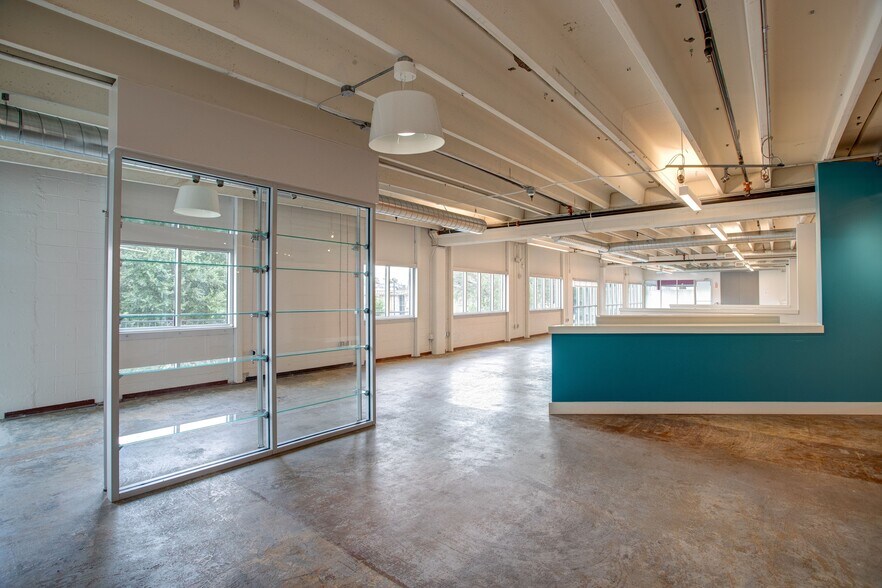 More Photos Of 2808 Caroline St, Houston Loft Creative Space For Lease