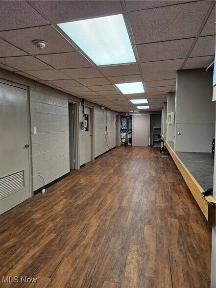 More Photos Of 1344 Cove Rd, Weirton Flex For Sale