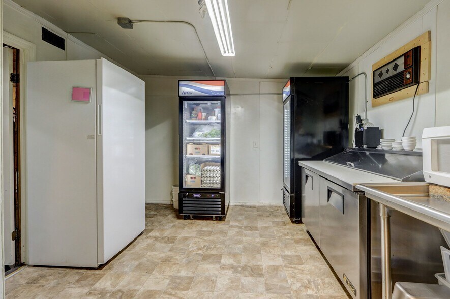 More Photos Of 22001 Sweet Ola Hwy, Ola Restaurant For Sale