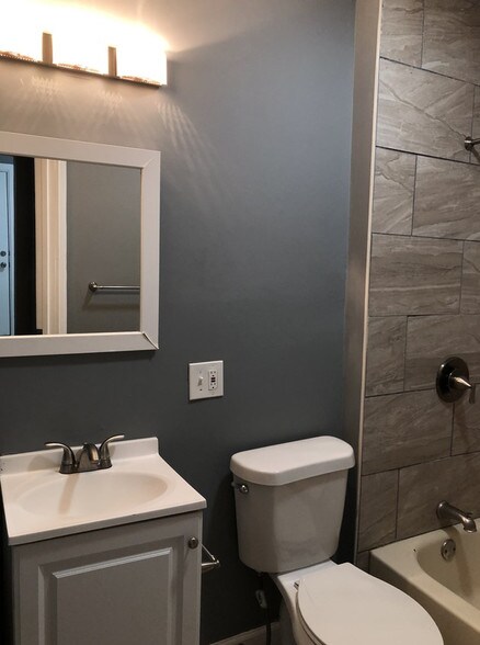 More Photos Of 4515 Virginia Ave, Kansas City Apartments For Sale