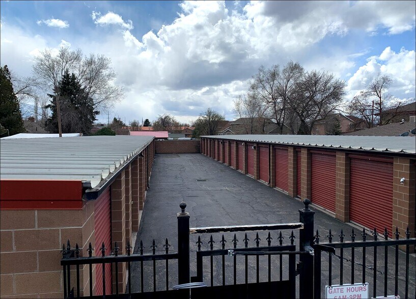 More Photos Of 1066 E 3300 S, Salt Lake City Self Storage For Sale