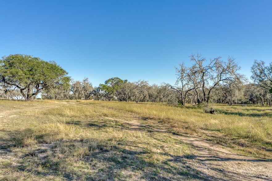 More Photos Of 636 FM 289, Comfort Land For Sale