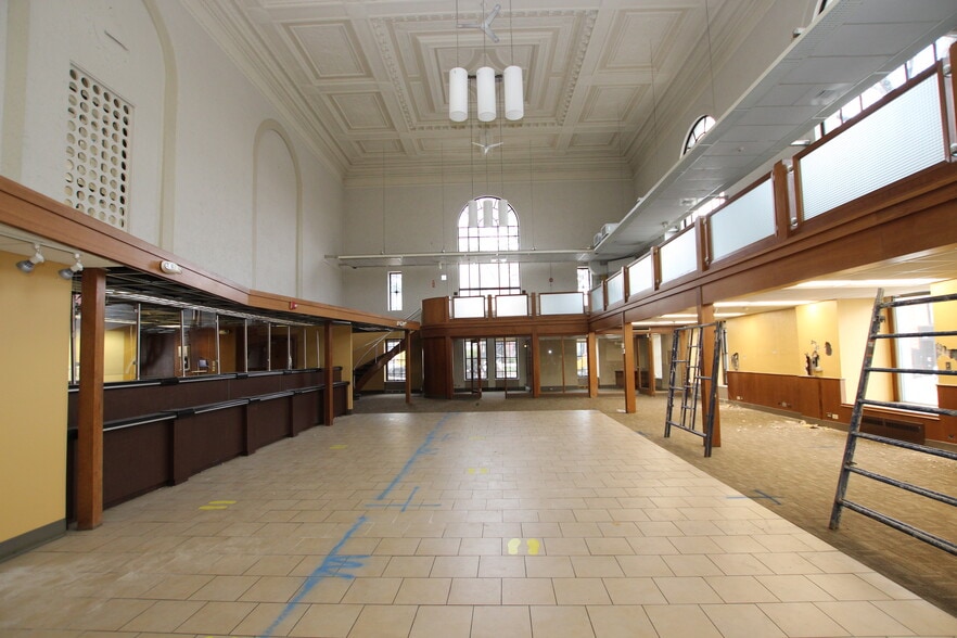 More Photos Of 210 Main St, Danbury Bank For Sale