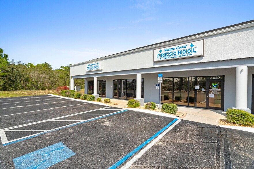 More Photos Of 5707 S Suncoast Blvd, Homosassa Storefront Retail Office For Lease