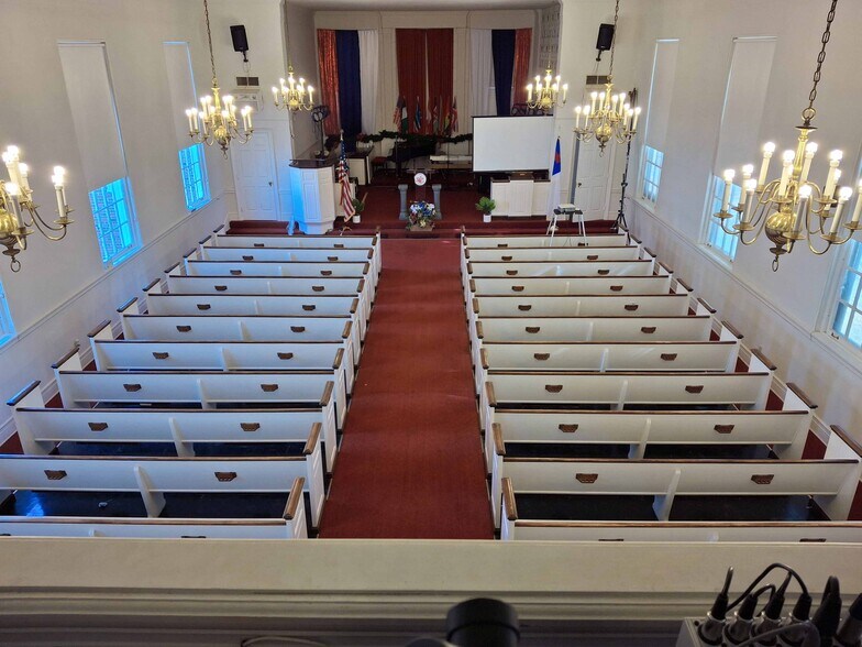 More Photos Of 5880 Christy Blvd, Saint Louis Religious Facility For Sale