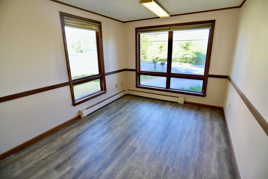 More Photos Of 41 Highland Ave, Newport Warehouse For Sale