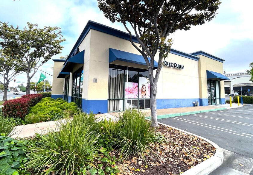 More Photos Of 38980 Paseo Padre Pky, Fremont Bank For Lease