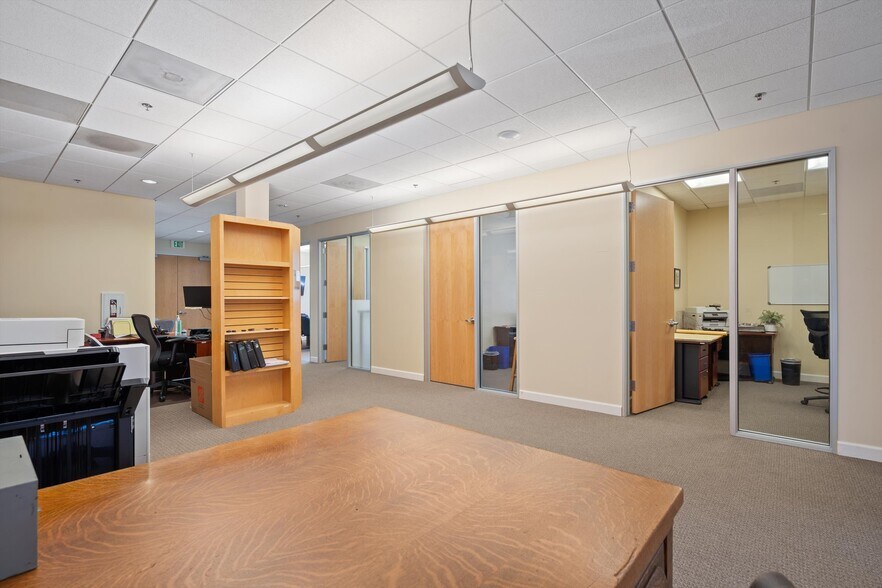 More Photos Of 1550 Airport Blvd, Santa Rosa Office For Lease