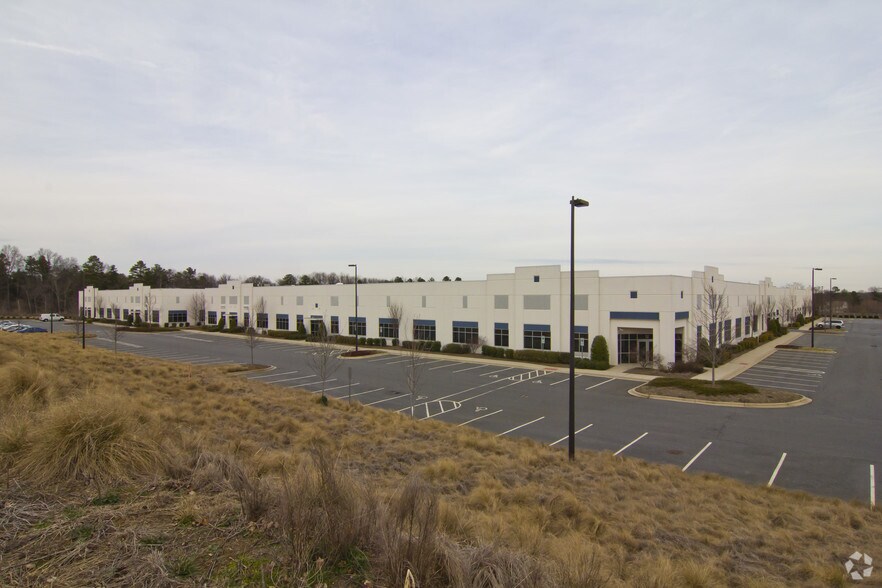 More Photos Of 4735 Corporate Dr, Concord Light Distribution For Lease