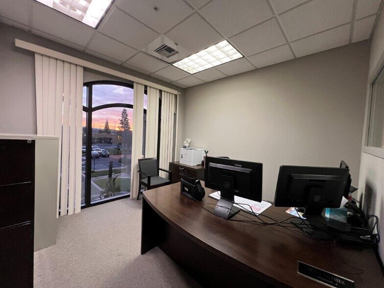 More Photos Of 930 Executive Way, Redding Office For Sale