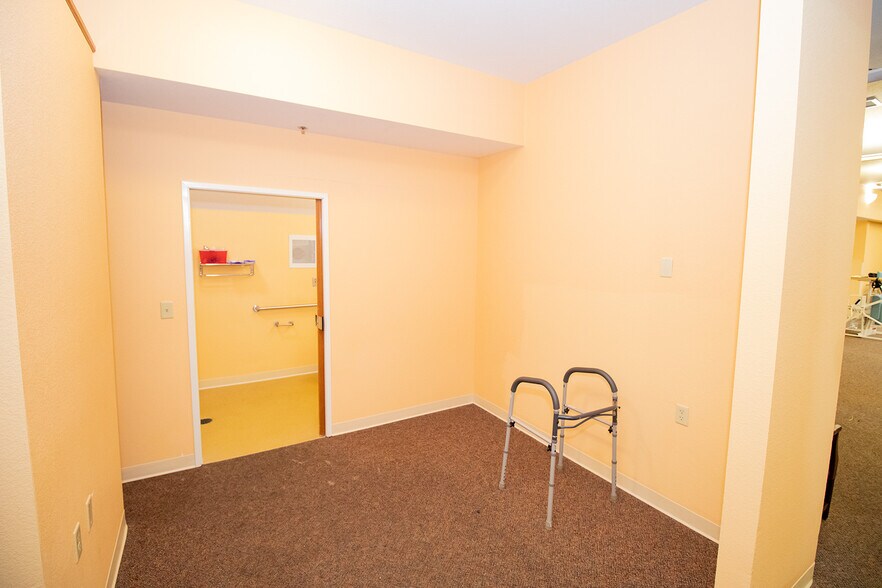 More Photos Of 224 E Central Ave, Andover Rehabilitation Center For Sale