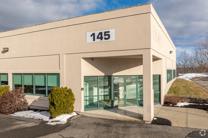 More Photos Of 145 Otis St, Northborough Office For Lease