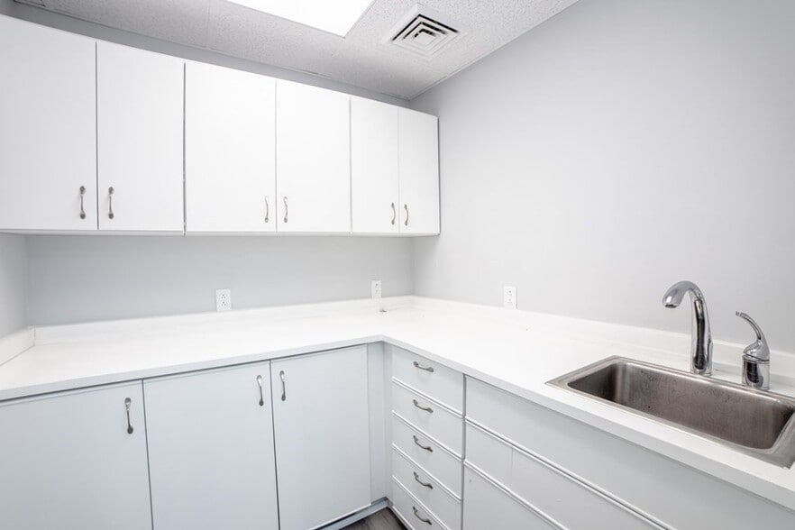 More Photos Of 1 Broadway, Cambridge Office For Lease