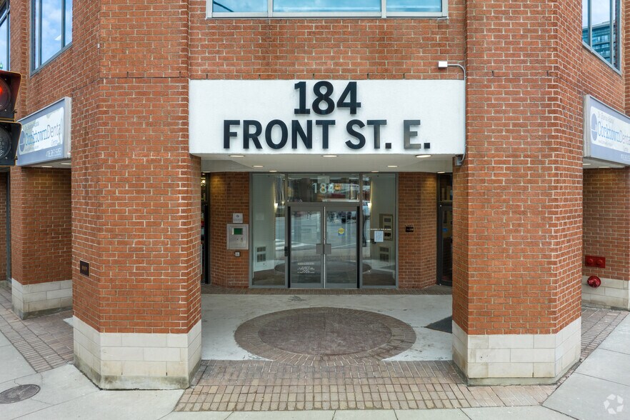 More Photos Of 184 Front St E, Toronto Office For Lease