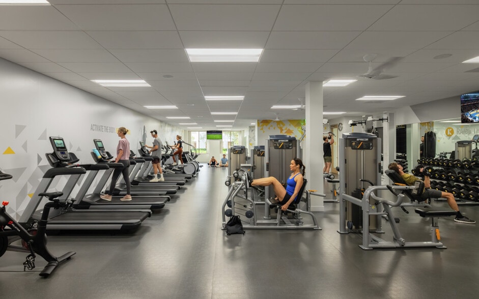 More Photos Of 3200 El Camino Real, Irvine Office For Lease