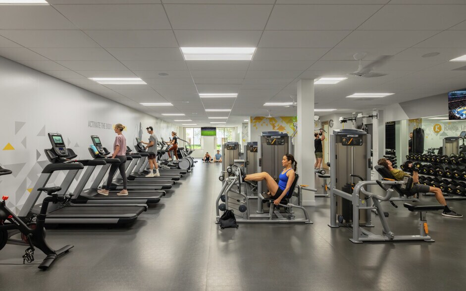 More Photos Of 350 Commerce Dr, Irvine Office For Lease