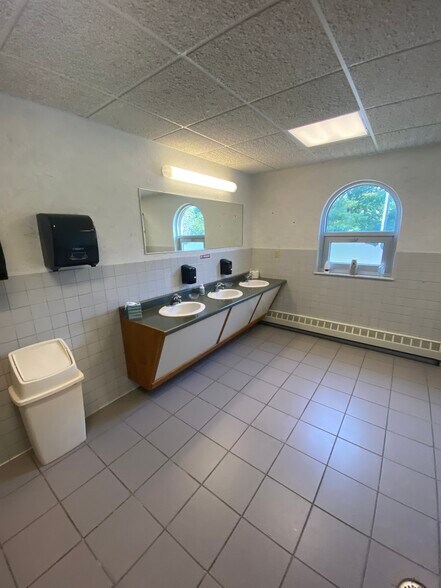 More Photos Of 5335 S.Sandusky Rd Rd, Peck Flex For Sale