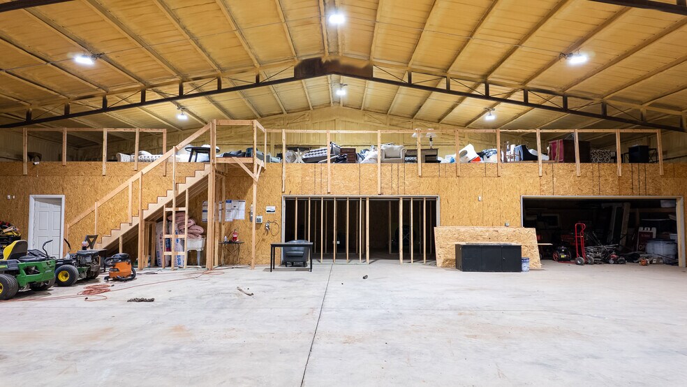 More Photos Of 11535 Sooner Rd, Edmond Warehouse For Sale