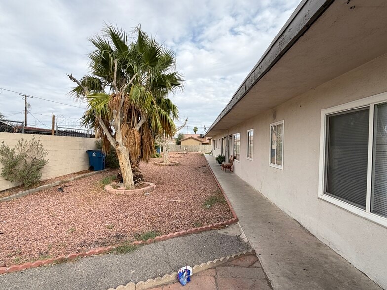 More Photos Of 2252 Ellis St, North Las Vegas Apartments For Sale