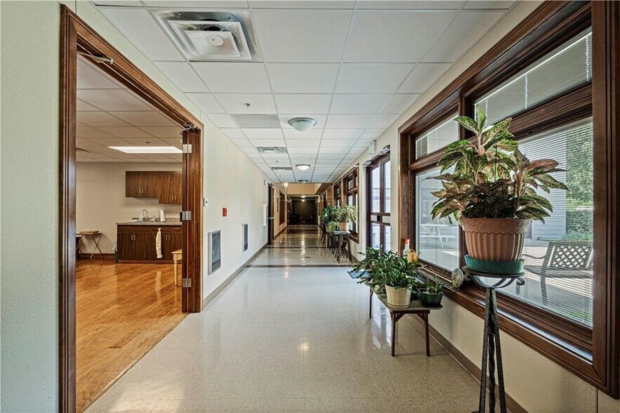 More Photos Of 908 Franciscan Way, Savannah Specialty For Sale