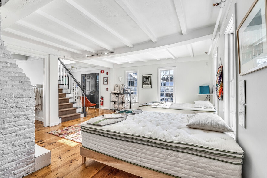 More Photos Of 348 Boston Post Rd, Sudbury Storefront Retail Office For Sale