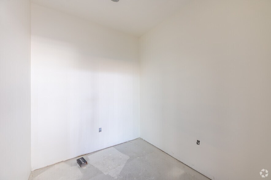 More Photos Of 2385 Via Inspirada, Henderson General Retail For Sale