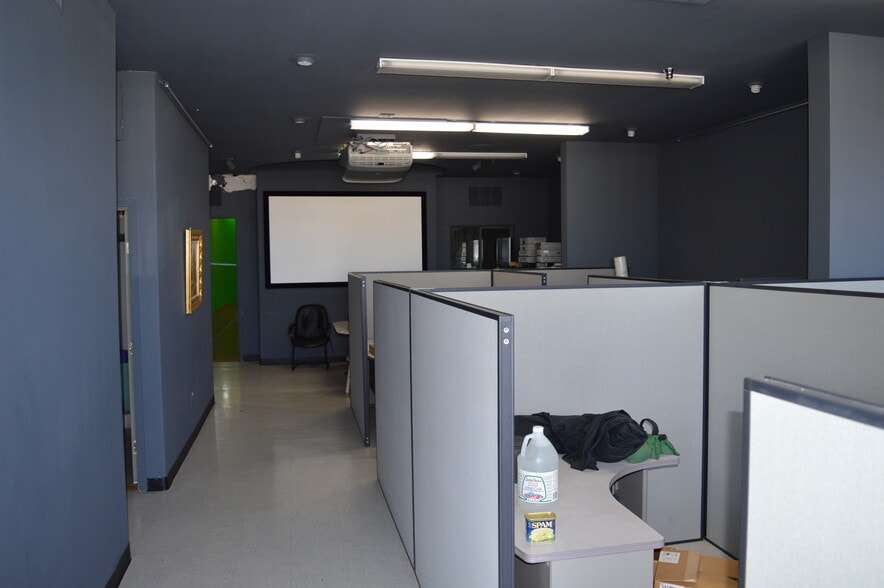 More Photos Of 6147 Geary Blvd, San Francisco Unknown For Lease