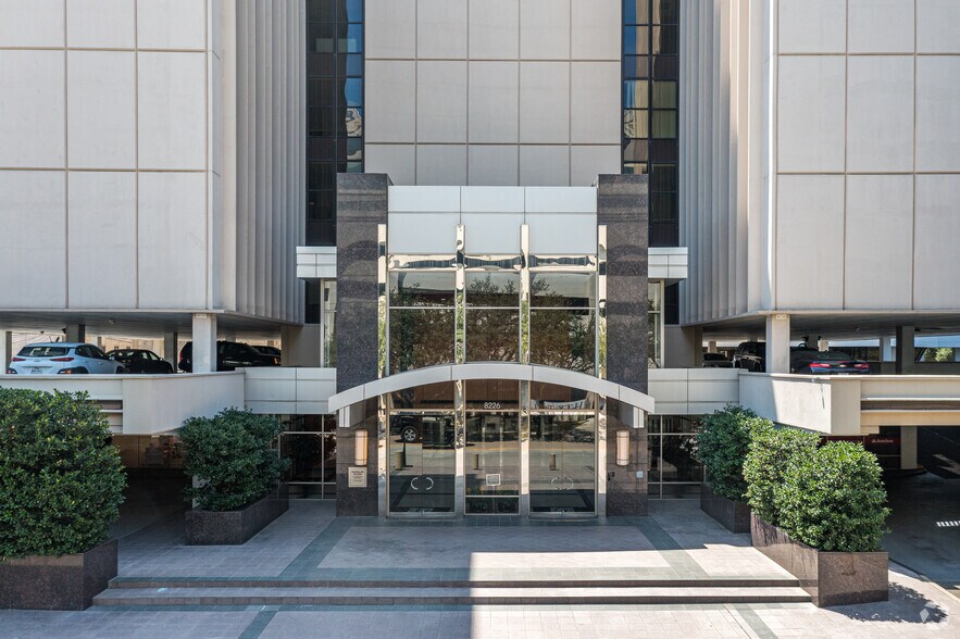 More Photos Of 8226 Douglas Ave, Dallas Office For Lease