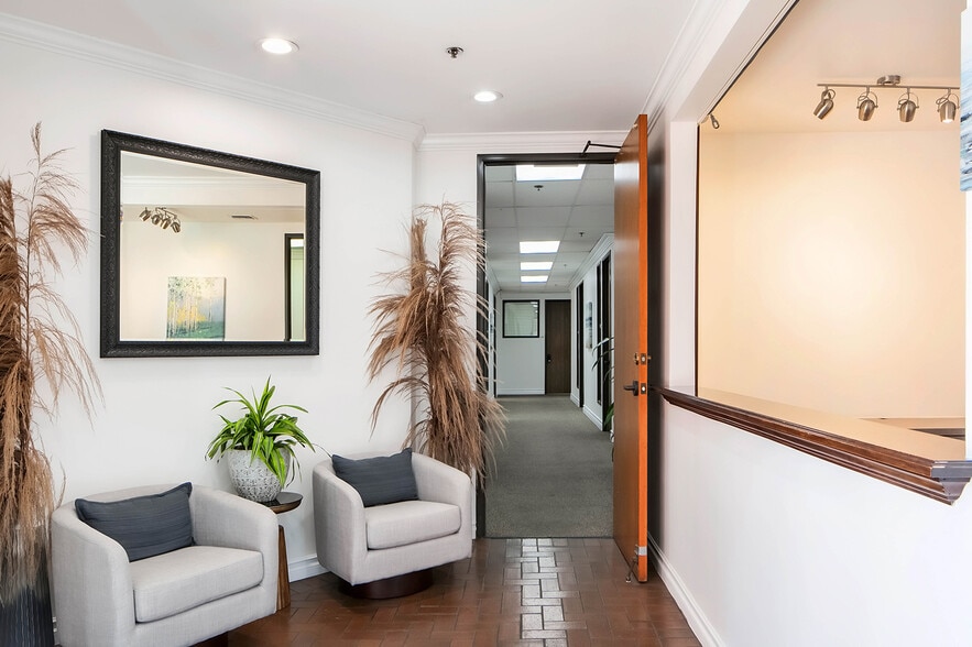 More Photos Of 5001 Birch St, Newport Beach Office For Sale