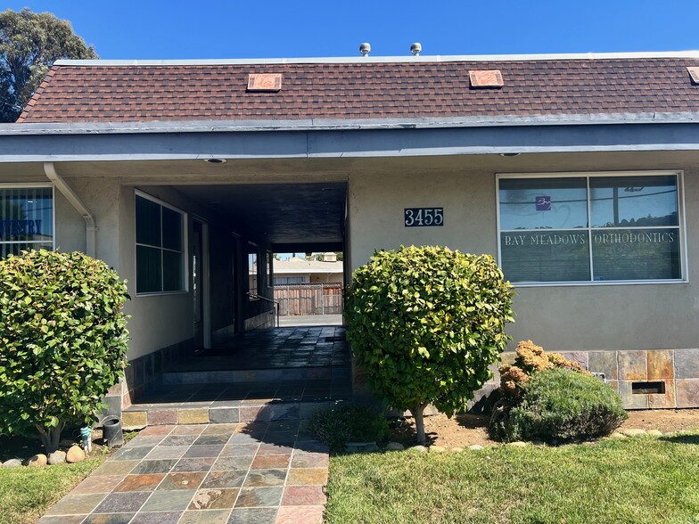 Primary Photo Of 3455 Pacific Blvd, San Mateo Medical For Lease