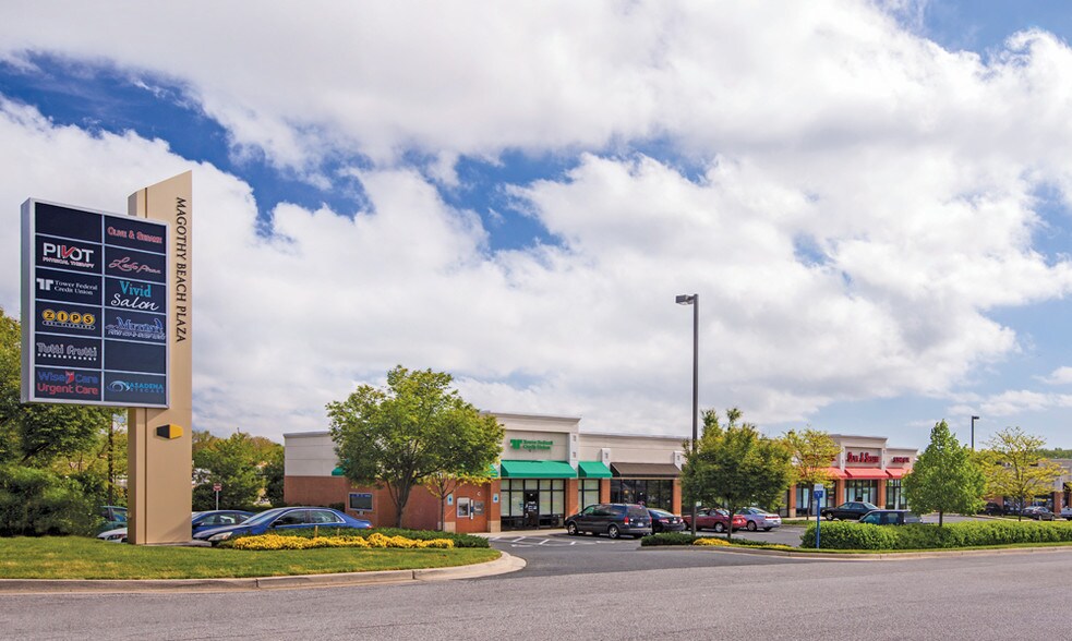 More Photos Of 25 Magothy Beach Rd, Pasadena Unknown For Lease